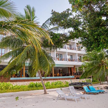 Kiha Beach Hotel Dharavandhoo Eksteriør billede